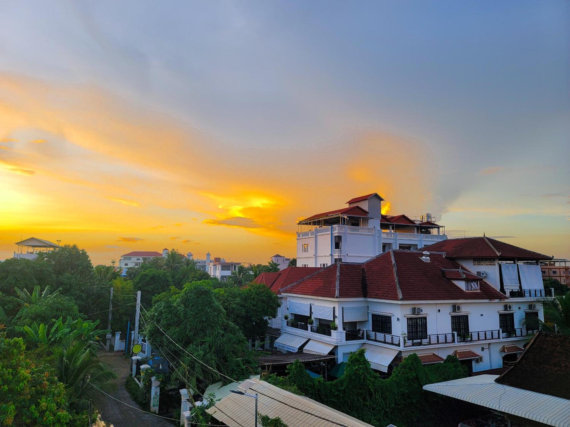 Bed&Bedzzz Vandrehjem Siem Reap Eksteriør billede